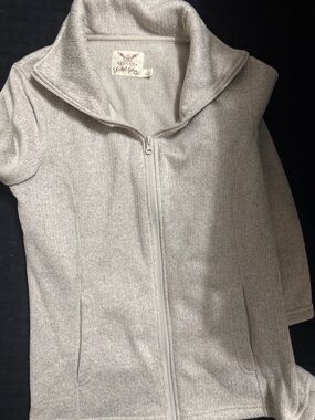 Faded Glory woman’s Light Cream Zip-Up Jacket